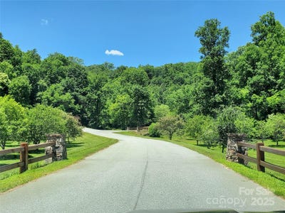 /international/us/307-summer-orchard-drive-hendersonville-nc-110092910800/?lang=zh-tw