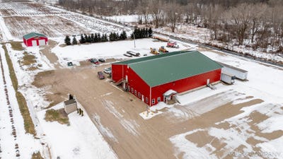 /international/us/13982-lake-michigan-drive-west-olive-mi-110097472596/?lang=zh-tw