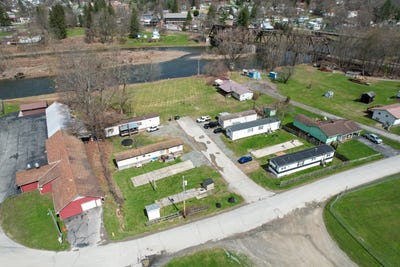 /international/us/45-pumphouse-rd-hancock-ny-110098940088/