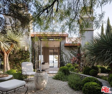 /international/us/9360-readcrest-dr-beverly-hills-ca-110102188505/