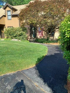 /international/us/15-quarry-circle-milford-nh-110108780219/
