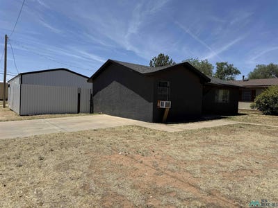 /international/us/1600-n-lea-street-clovis-nm-110108142553/
