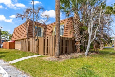 /international/us/2117-joshua-drive-ne-palm-bay-fl-110106200735/