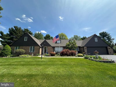 /international/us/11460-e-park-circle-waynesboro-pa-110108443419/