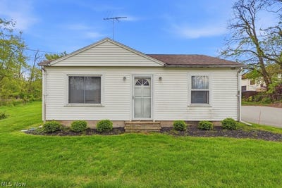 /international/us/39-castle-drive-stow-oh-110107892084/
