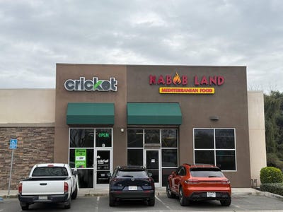 /international/us/947-w-olive-avenue-porterville-ca-110105725833/