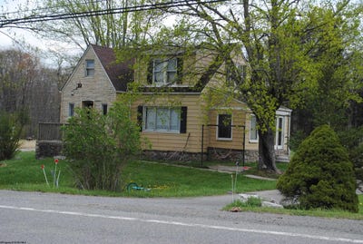 /international/us/1323-buckhannon-pike-coalton-wv-110094196598/