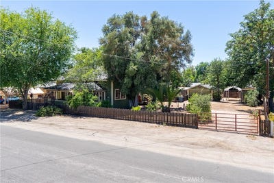 /international/us/155-n-2nd-street-shandon-ca-110109101943/