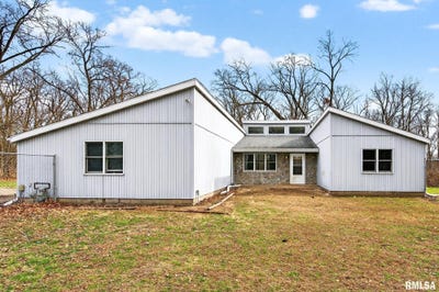 /international/us/568-knox-hwy-26-galesburg-il-110106786918/