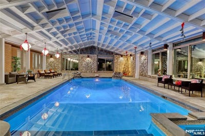/international/us/91-chestnut-ridge-road-saddle-river-nj-110107893048/