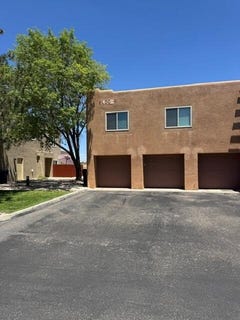 /international/us/4801-irving-boulevard-nw-unit-802-albuquerque-nm-110101202082/