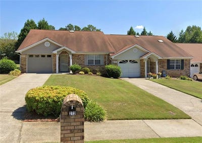 /international/us/272-olde-oaks-lane-riverdale-ga-110119436611/