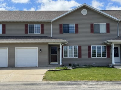 /international/us/1078-4th-st-fond-du-lac-wi-110106499637/