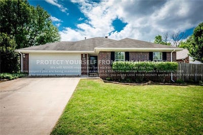/international/us/955-regency-drive-fayetteville-ar-110107798240/
