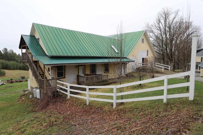 /international/us/77-maple-lane-glover-vt-110105521159/
