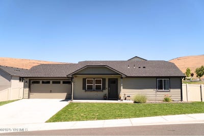 /international/us/5303-sage-way-yakima-wa-110100615833/