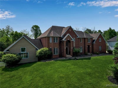 /international/us/27-edgewood-batavia-ny-110100053478/