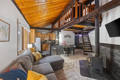 /international/us/1-tamarack-lane-whitefish-mt-110106275604/