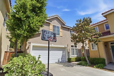 /international/us/24706-montevista-circle-valencia-ca-110108268271/