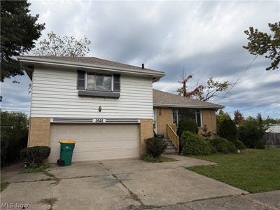 /international/us/5628-adams-avenue-maple-heights-oh-110120411001/