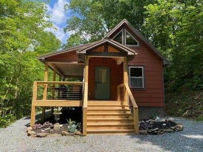 /international/us/37-bartlett-glen-cove-bryson-city-nc-110104429838/