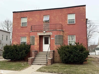 /international/us/712-s-grand-traverse-street-flint-mi-110106701412/