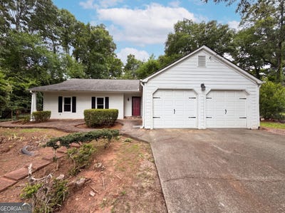 /international/us/158-colemans-bluff-drive-woodstock-ga-110108603405/