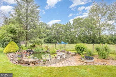 /international/us/4229-roundtop-road-elizabethtown-pa-110096830401/