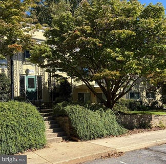 /international/us/10524-weymouth-street-bethesda-md-110120413020/