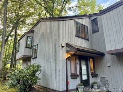 /international/us/4-earls-court-farmington-ct-110101163369/