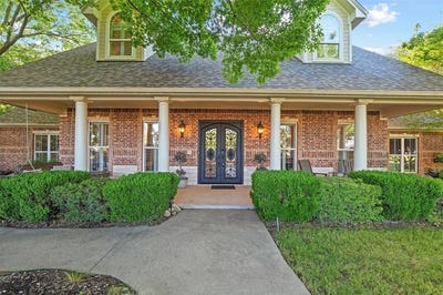 /international/us/102-ridge-court-glen-rose-tx-110095029527/