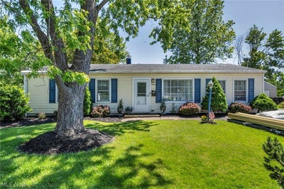 /international/us/683-lucille-drive-elyria-oh-110108387670/