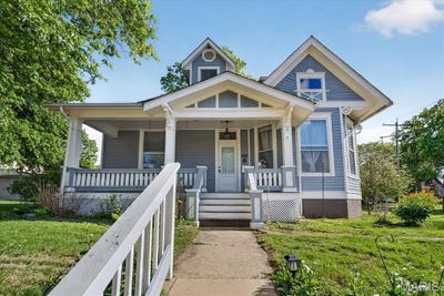 /international/us/202-e-e-street-belleville-al-110107744587/