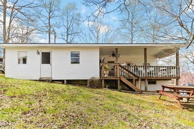 /international/us/210-echo-road-bronston-ky-110098459320/
