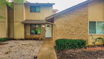/international/us/9605-hefner-village-boulevard-oklahoma-city-ok-110109119352/