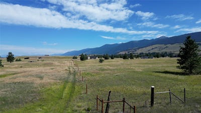 /international/us/nhn-prairie-road-eureka-mt-110101498586/