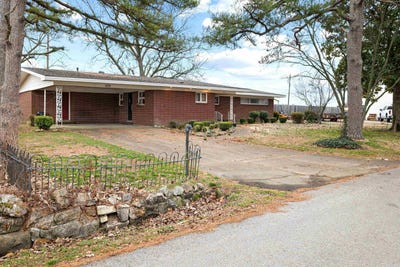 /international/us/414-ridgecrest-drive-walnut-ridge-ar-110105936033/