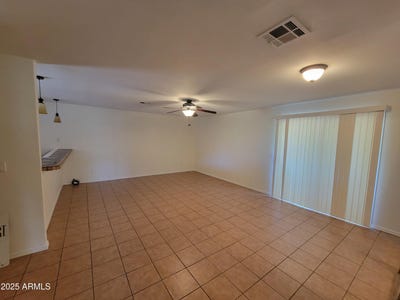/international/us/8838-n-8th-street-phoenix-az-110101063984/