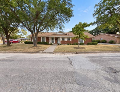 /international/us/1414-meadowlark-drive-hillsboro-tx-110110195035/