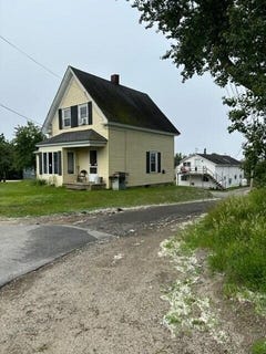 /international/us/6-mitchell-lane-gouldsboro-me-110107400928/