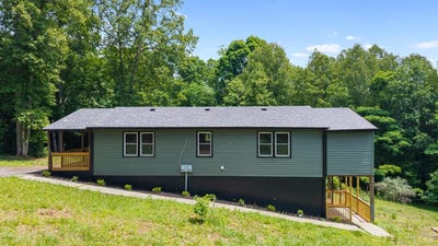 /international/us/299-ragland-road-madison-heights-va-110108503844/