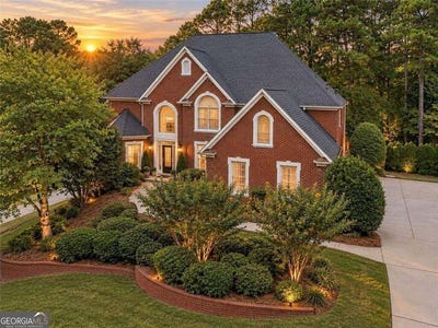 /international/us/1327-bridgemill-avenue-canton-ga-110110372254/