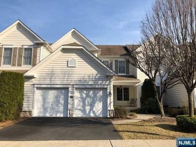 /international/us/47-mulberry-court-paramus-nj-110108349756/
