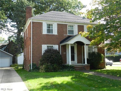 /international/us/651-elmwood-road-rocky-river-oh-110120417322/