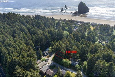 /international/us/ross-ln-cannon-beach-or-110084864956/
