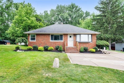 /international/us/10620-ridge-road-north-royalton-oh-110101067958/