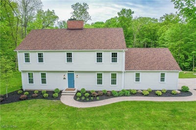 /international/us/7239-huntington-road-hudson-oh-110100798919/