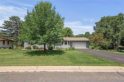/international/us/13600-grand-avenue-burnsville-mn-110100775804/