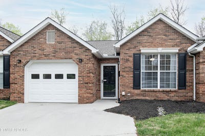 /international/us/7628-wren-garden-way-powell-tn-110106952958/