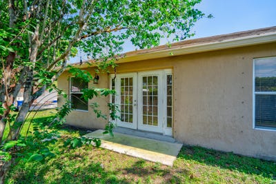 /international/us/2241-nw-3rd-street-pompano-beach-fl-110107627911/